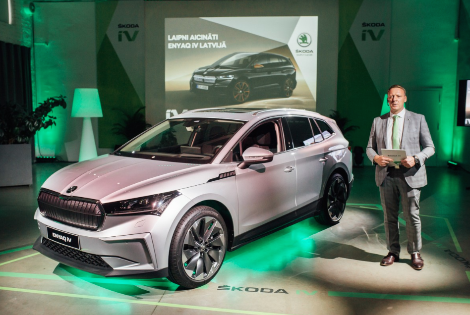 Video, skaņas un gaismas iekārtu noma | skatuvestehnika.lv